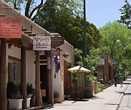 Doubletree By Hilton Santa Fe