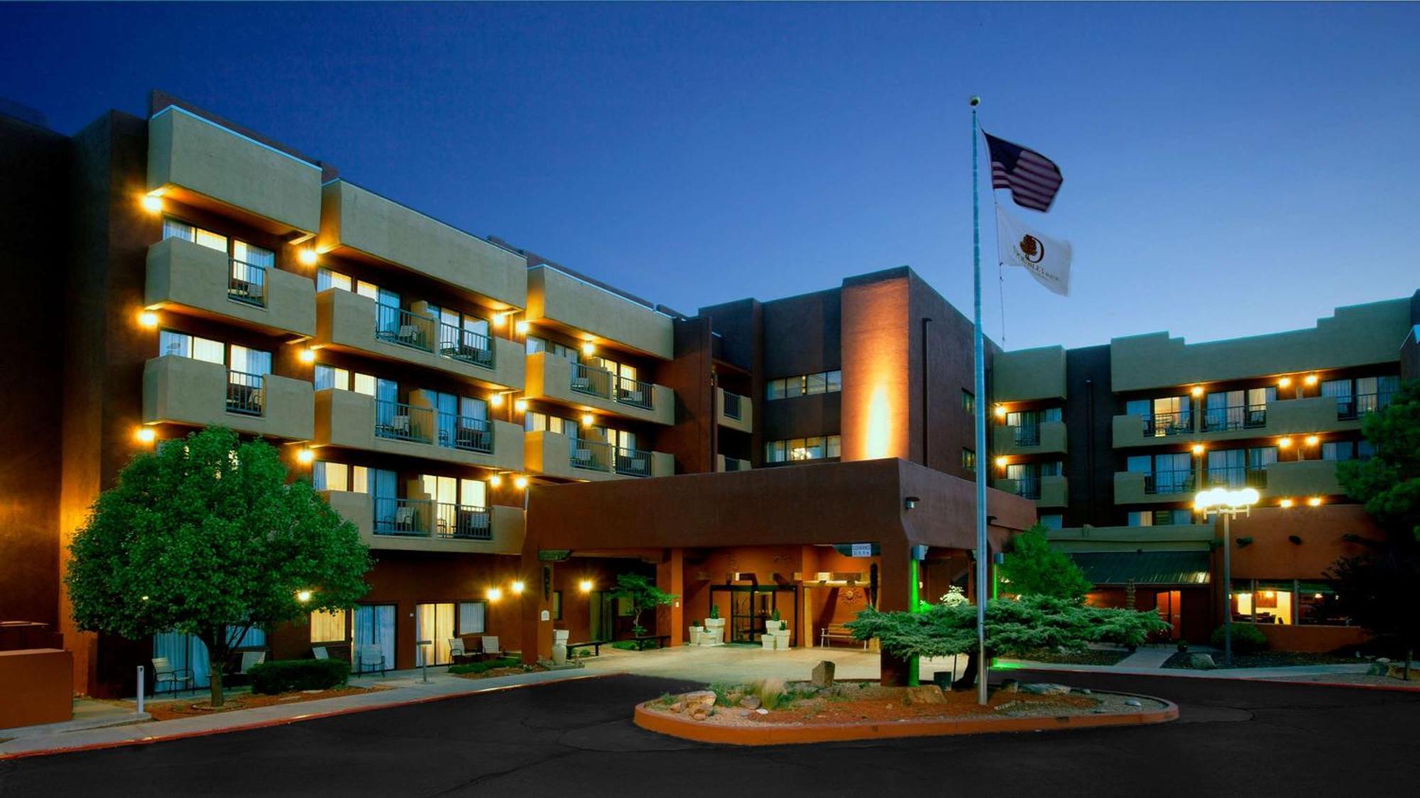 Doubletree By Hilton Hotel Santa Fe